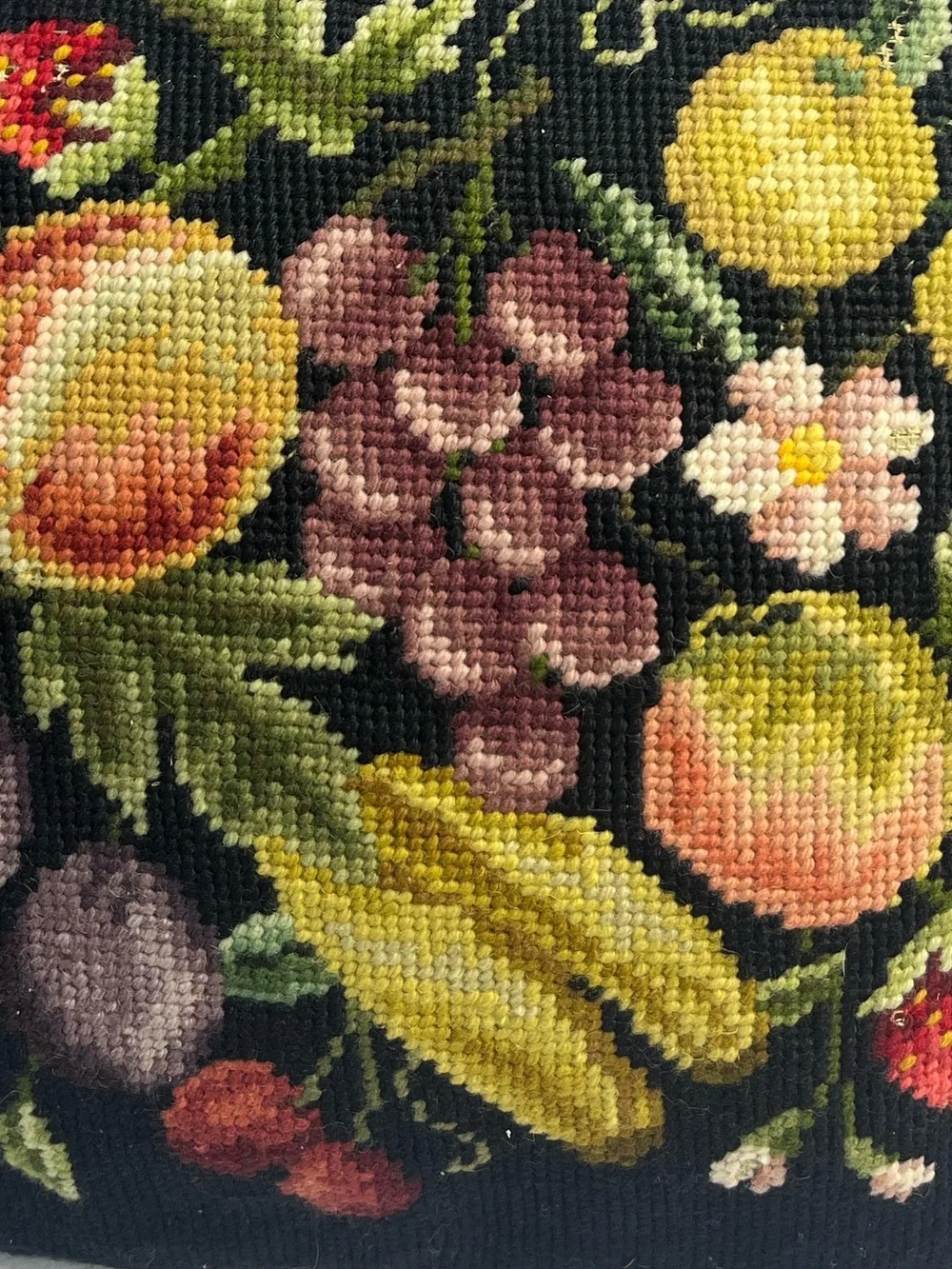 Needlepoint 50’s Kiss Lock Purse Large